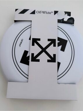 Off-White White Disc with Black Arrow Motif